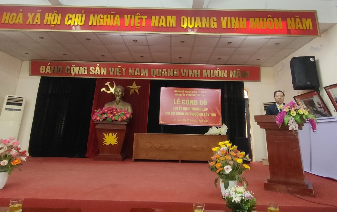 Đảng ủy phường Tây Tựu tổ chức Lễ thành lập Chi bộ Quân sự phường trực thuộc Đảng bộ phường Tây Tựu.